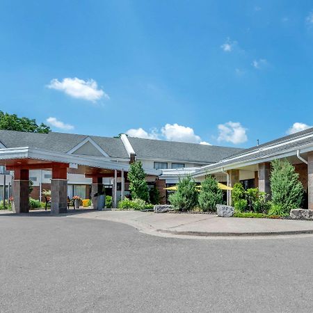 Quality Inn & Suites Brampton Esterno foto