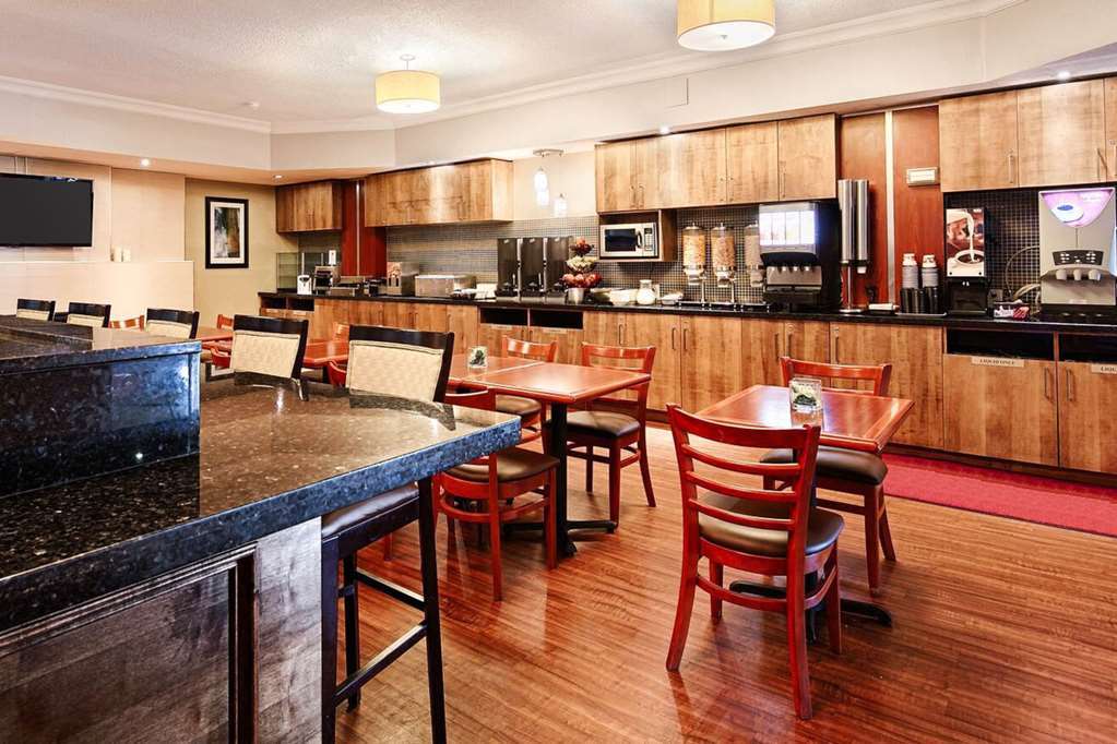 Quality Inn & Suites Brampton Ristorante foto